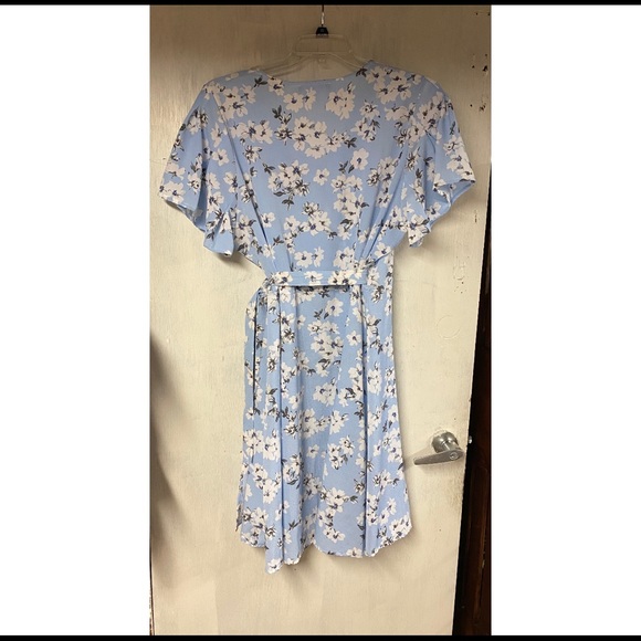 Fashion to Figure Light Blue Summer Dress - Picture 2 of 3